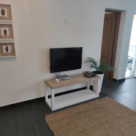 Апартаменты Obala Малинска