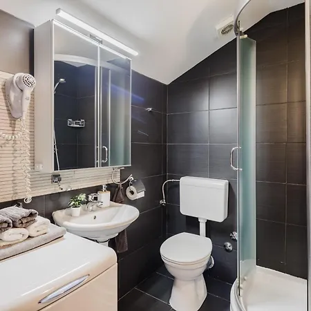 Obala Апартаменты *