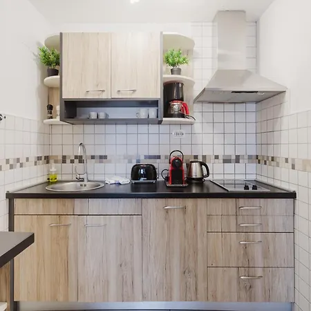 Obala Апартаменты Малинска