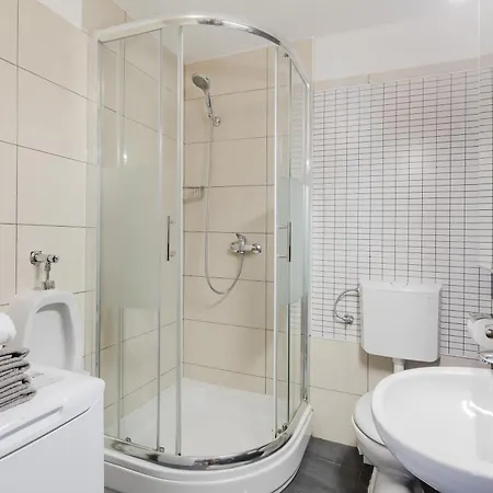 Obala Апартаменты *